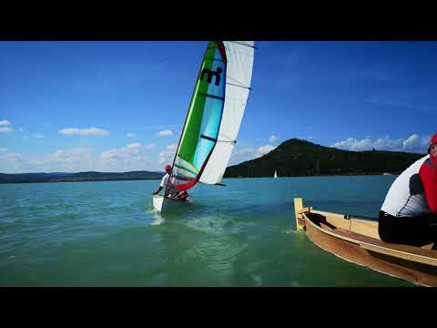 Viola 14 vitorlás (kenu)